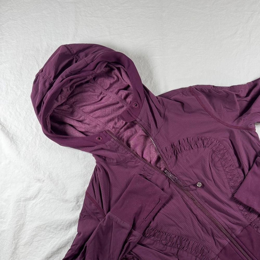 Lululemon Dance Studio III Size 6 Plum Luon Reversible Jacket W4C09S FLAW